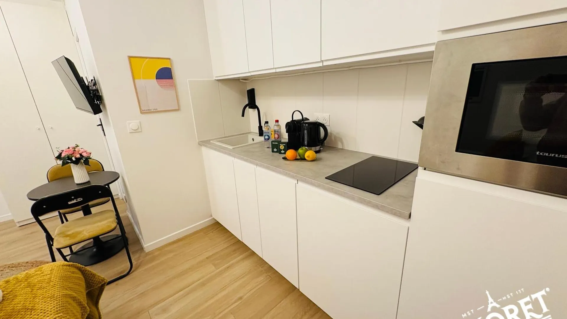 Moret Art Flats Trendy East פריז