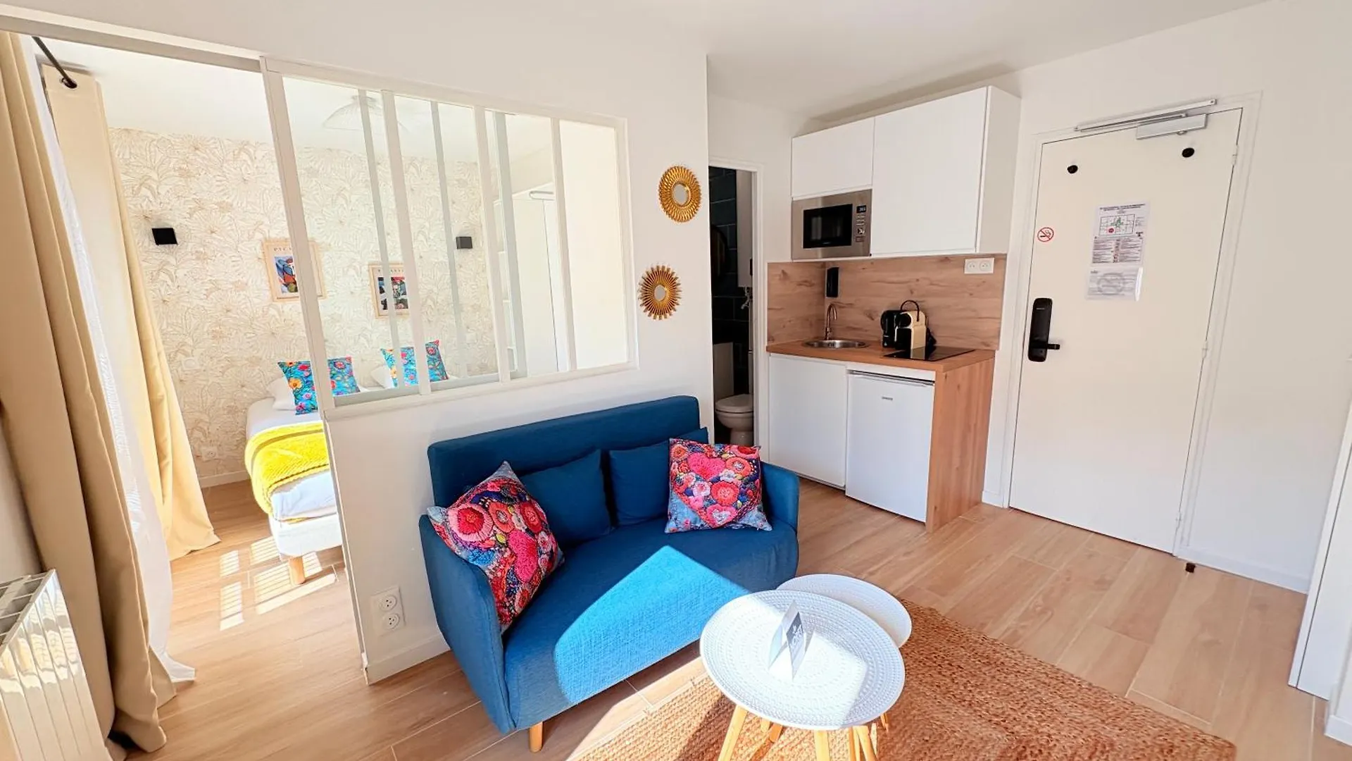 Moret Art Flats Trendy East פריז
