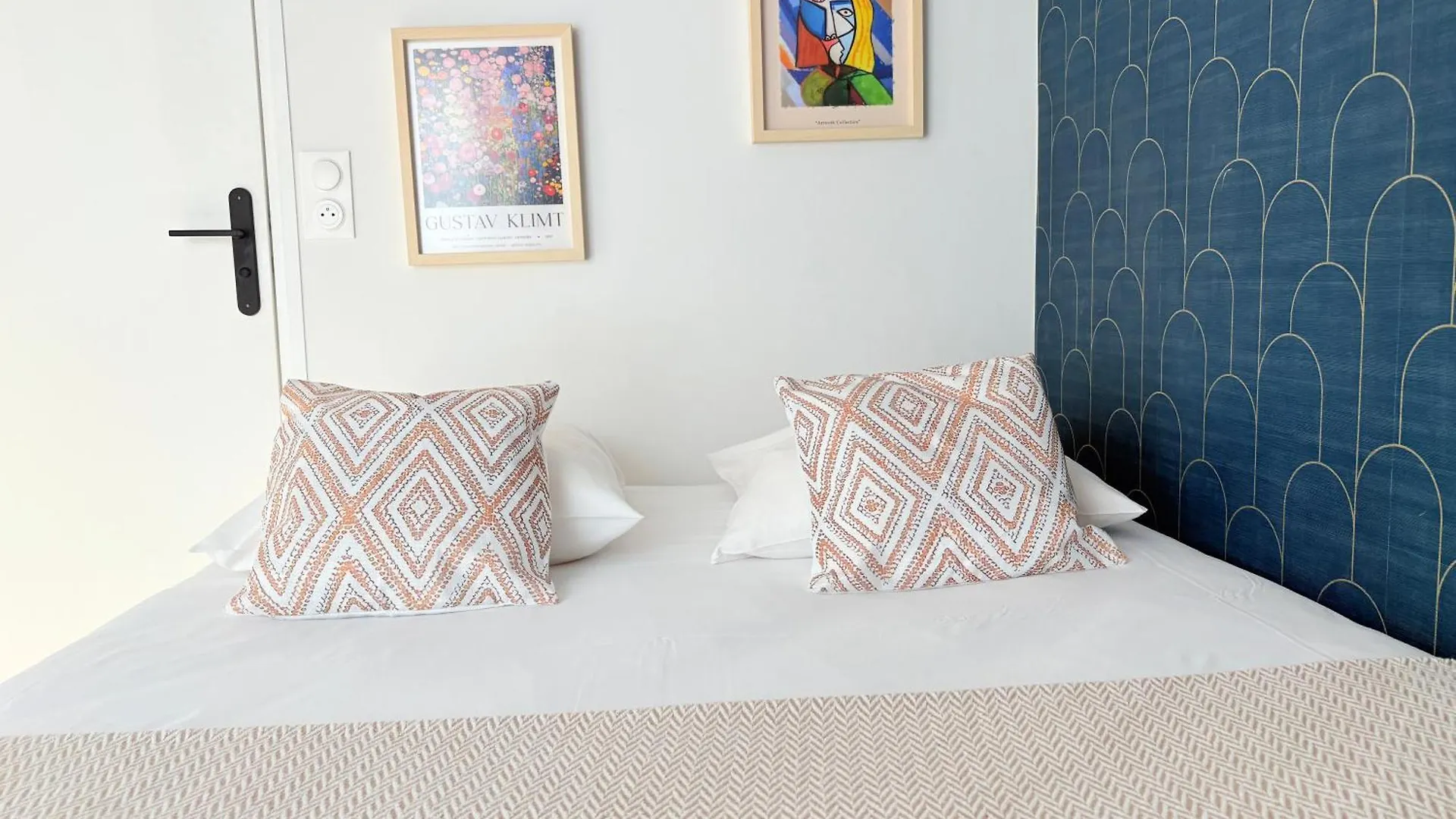 Moret Art Flats Trendy East פריז צרפת