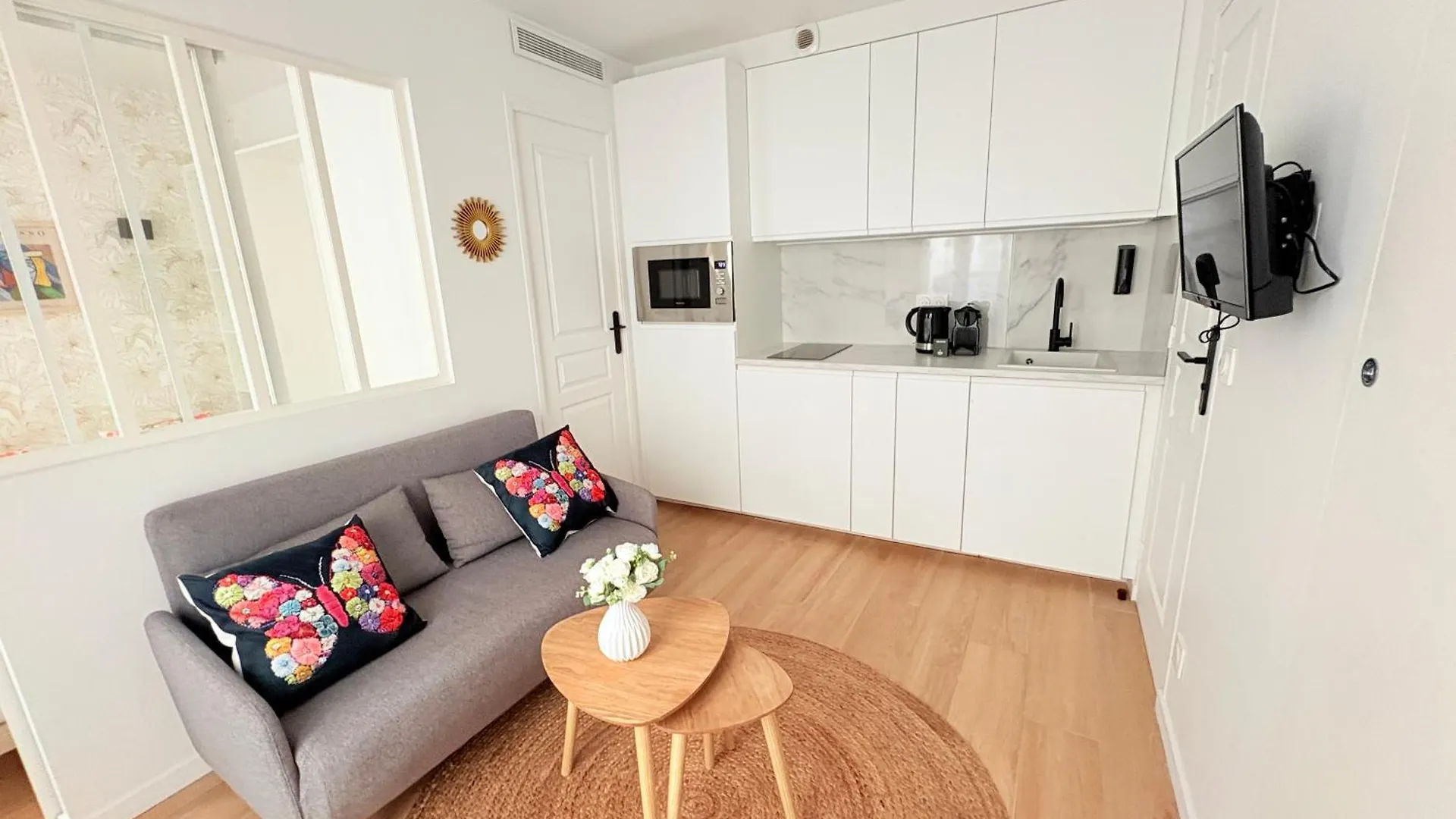 Moret Art Flats Trendy East פריז צרפת