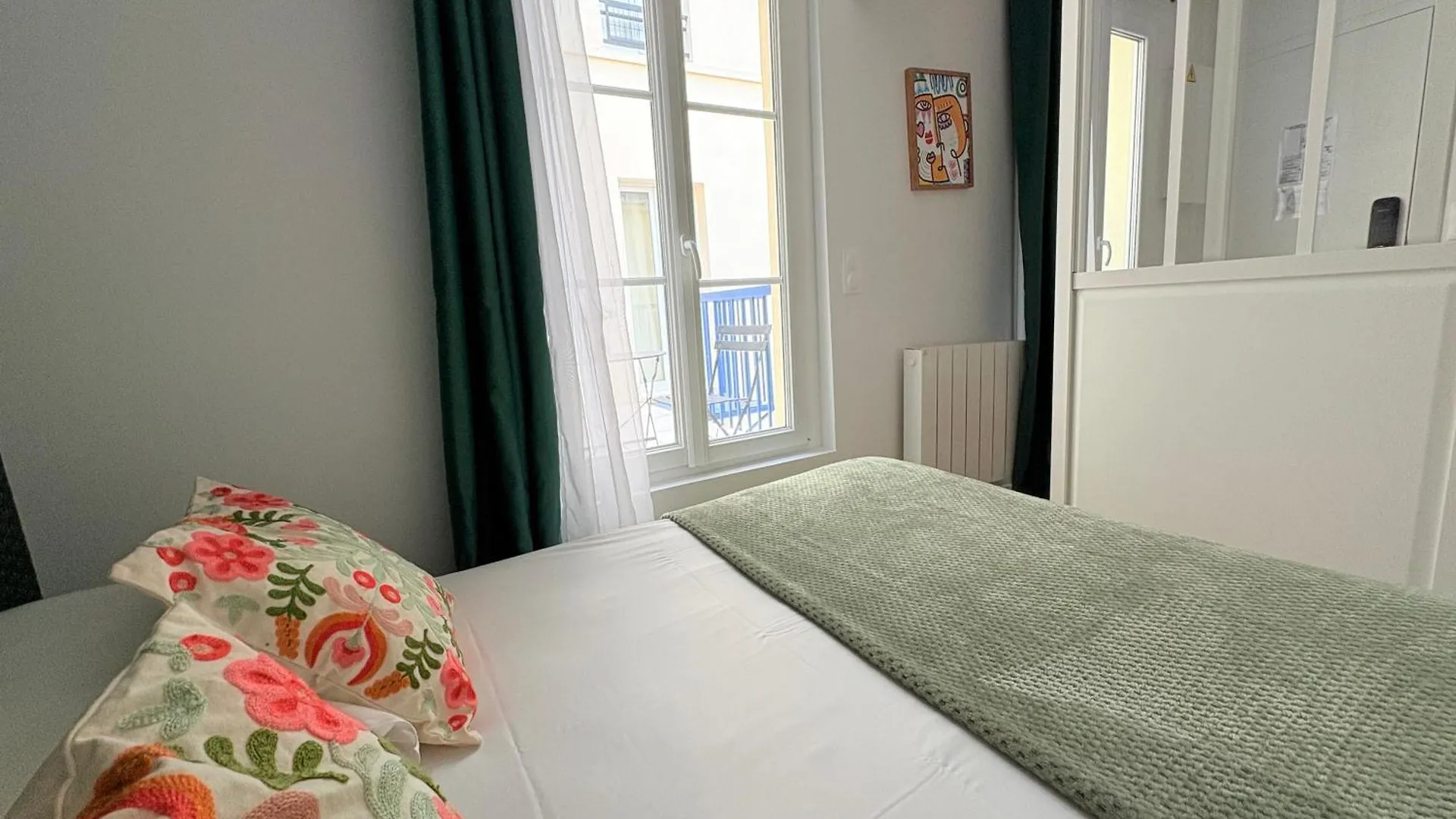 Moret Art Flats Trendy East Paryż Francja