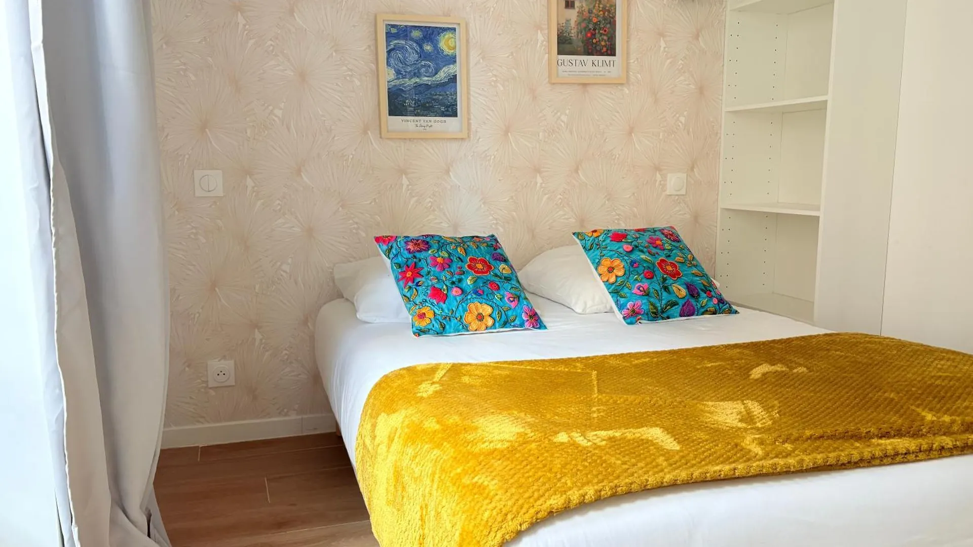 Hotel apartamentowy Moret Art Flats Trendy East Paryż