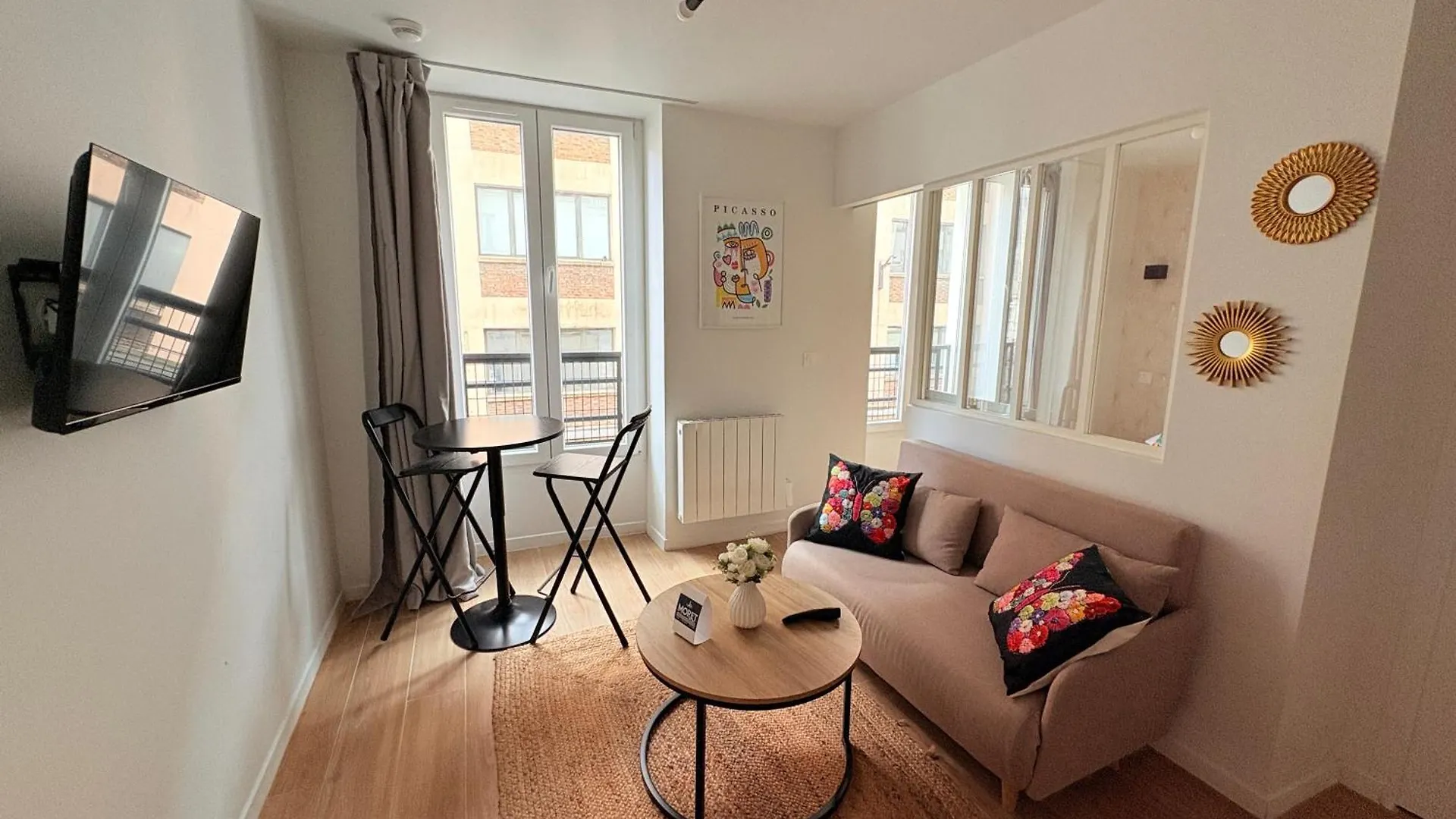 Hotel apartamentowy Moret Art Flats Trendy East Paryż